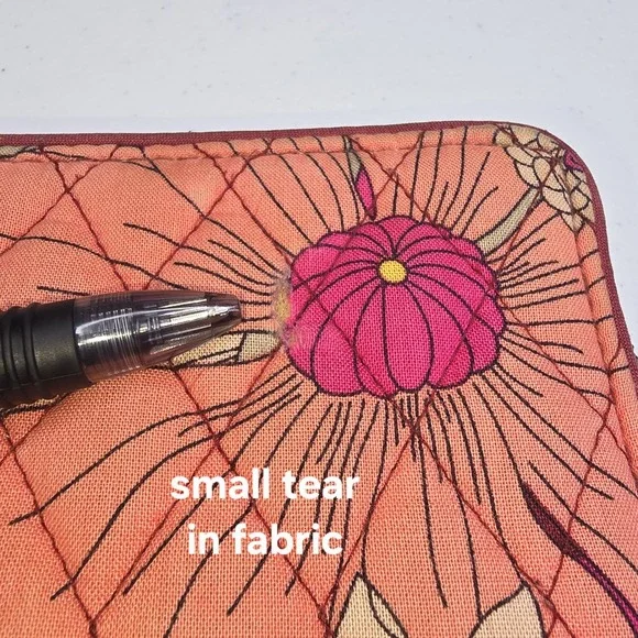 VERA BRADLEY Zip Around Clutch Wallet In‎ Bohemian Blooms Pattern -1700 - Picture 5 of 5